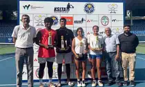 लड़कों के एकल फाइनल में रोहित गोबीनाथ VS ओम वर्मा लड़कों के एकल फाइनल में रोहित गोबीनाथ VS ओम वर्मा