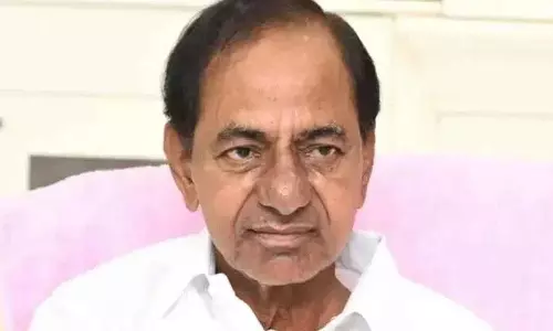 वरिष्ठ पत्रकार वाई नागेश्वर राव का निधन.. KCR ने उनके निधन पर शोक व्यक्त किया वरिष्ठ पत्रकार वाई नागेश्वर राव का निधन.. KCR ने उनके निधन पर शोक व्यक्त किया