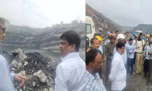 कोयला खदान में 300 फीट गहरे गड्ढे में गिरी वैन, छह मजदूर लापता