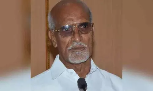 BHEL येल्लैया का संघर्ष अभूतपूर्व है: केटीआर BHEL येल्लैया का संघर्ष अभूतपूर्व है: केटीआर