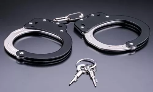 पुलिस ने ब्लाइंड मर्डर केस सुलझाया, 3 आरोपी गिरफ्तार