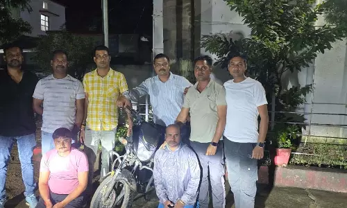 पुलिस की बड़ी सफलता: 98 हजार की उठाईगिरी के आरोपी 48 घंटे में गिरफ्तार पुलिस की बड़ी सफलता: 98 हजार की उठाईगिरी के आरोपी 48 घंटे में गिरफ्तार