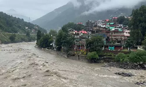 Himachal Pradesh में मानसून का कहर: 360 मौतें, व्यापक बुनियादी ढांचा प्रभावित Himachal Pradesh में मानसून का कहर: 360 मौतें, व्यापक बुनियादी ढांचा प्रभावित