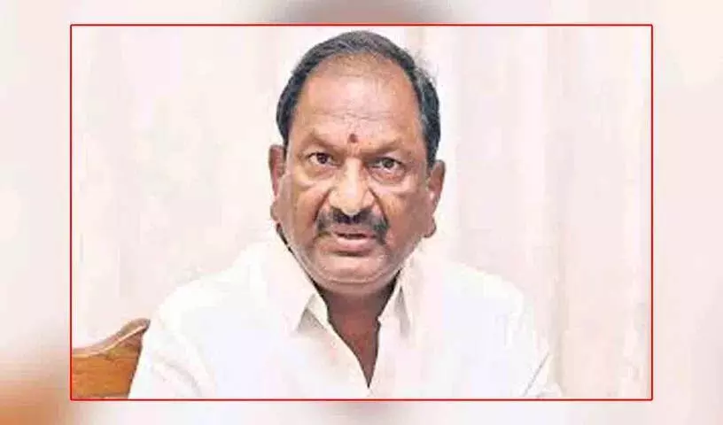 किसानों को यूरिया उपलब्ध कराने में तीन मंत्री विफल: पूर्व मंत्री Koppula किसानों को यूरिया उपलब्ध कराने में तीन मंत्री विफल: पूर्व मंत्री Koppula