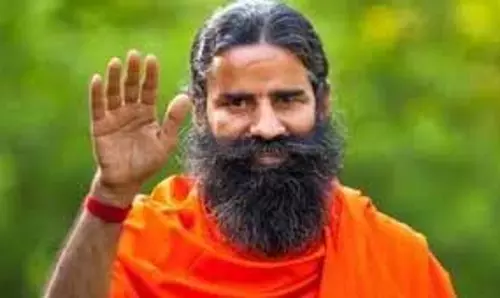 Baba Ramdev Tips: युवाओं की नसों में हो रहा दर्द, बाबा रामदेव ने बताया उपचार
