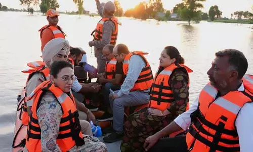 केंद्रीय टीम ने Fazilka में भारी नुकसान की ओर इशारा किया केंद्रीय टीम ने Fazilka में भारी नुकसान की ओर इशारा किया