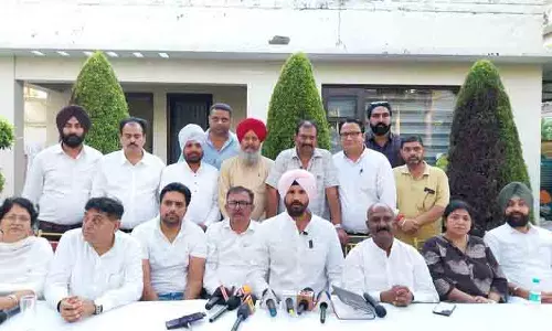 Punjab कांग्रेस ने बाढ़ राहत के लिए टीमें गठित कीं Punjab कांग्रेस ने बाढ़ राहत के लिए टीमें गठित कीं
