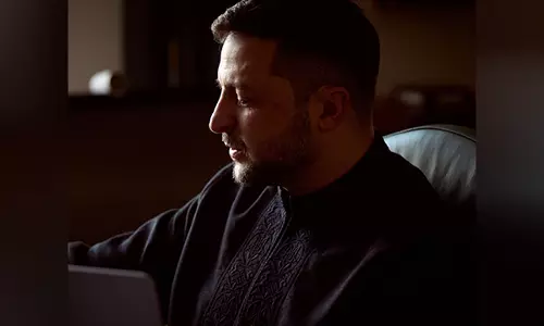 Zelensky ने पुतिन का मास्को आमंत्रण ठुकराया Zelensky ने पुतिन का मास्को आमंत्रण ठुकराया