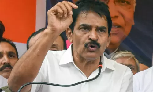 महिला NDA से दुर्व्यवहार मामले पर कांग्रेस का एनडीए सरकार पर तीखा प्रहार महिला NDA से दुर्व्यवहार मामले पर कांग्रेस का एनडीए सरकार पर तीखा प्रहार