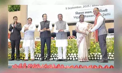 BITS पिलानी के प्रोफेसर संकेत गोयल को राष्ट्रीय शिक्षक पुरस्कार 2025 से सम्मानित किया गया BITS पिलानी के प्रोफेसर संकेत गोयल को राष्ट्रीय शिक्षक पुरस्कार 2025 से सम्मानित किया गया