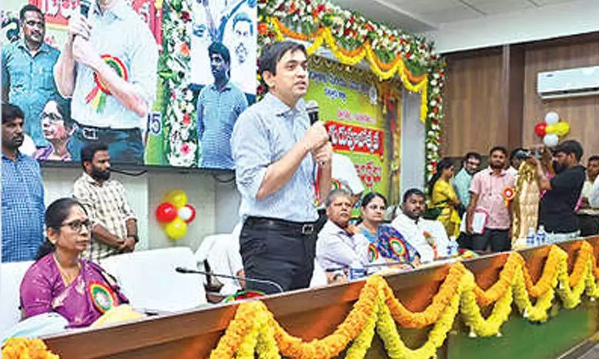 Andhra: शिक्षकों के पास समाज को आकार देने की शक्ति है