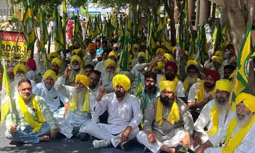 किसानों ने केंद्र और Punjab सरकार से राहत और पुनर्वास की मांग की