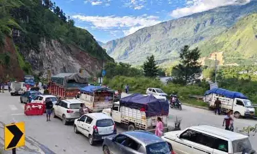 Kiratpur-Manali राजमार्ग चार दिन बाद खुला, यात्रियों को राहत Kiratpur-Manali राजमार्ग चार दिन बाद खुला, यात्रियों को राहत