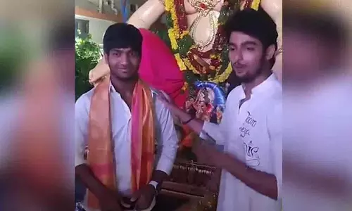 Kothapet में छात्र को 99 रुपये में मिले 333 किलो लड्डू