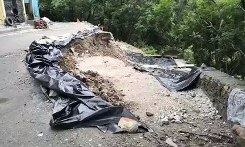 चमोली में भूस्खलन से मकानों में दरार, अलर्ट मोड पर जिला प्रशासन