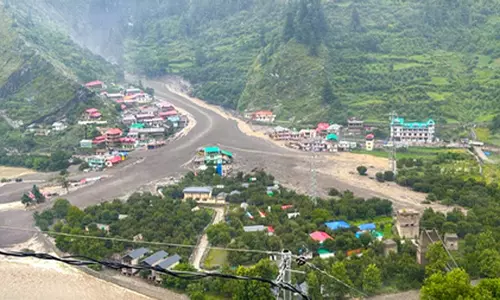 उत्तरकाशी में फटा बादल, बचाव कार्य जारी