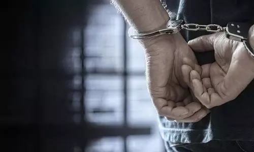 चौरंगी मोड़ लॉज में धड़ल्ले से चल रहा था सेक्स रैकेट? 1 गिरफ्तार