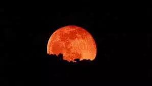 Chandra Grahan 2025: 7 सितंबर को लगेगा साल का सबसे लंबा चंद्र ग्रहण, भारत के इन शहरों में दिखेगा Chandra Grahan 2025: 7 सितंबर को लगेगा साल का सबसे लंबा चंद्र ग्रहण, भारत के इन शहरों में दिखेगा