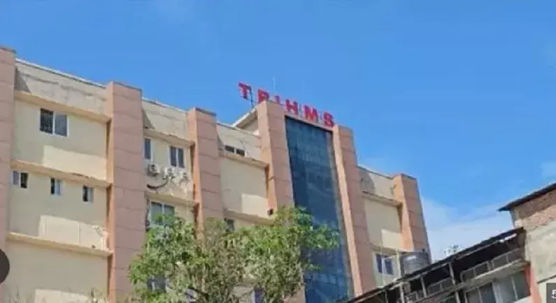 Arunachal की महिला की TRIHMS में मौत, परिवार ने चिकित्सा लापरवाही का आरोप लगाया Arunachal की महिला की TRIHMS में मौत, परिवार ने चिकित्सा लापरवाही का आरोप लगाया