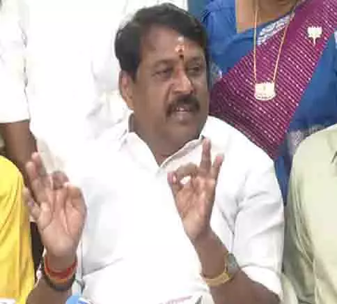 दिनाकरण के एनडीए से बाहर निकलने के लिए जिम्मेदार नहीं: Tamil Nadu BJP chief Nainar Nagendran दिनाकरण के एनडीए से बाहर निकलने के लिए जिम्मेदार नहीं: Tamil Nadu BJP chief Nainar Nagendran