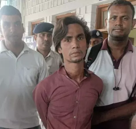 रायपुर एम्स से फरार हुआ कैदी गिरफ्तार रायपुर एम्स से फरार हुआ कैदी गिरफ्तार