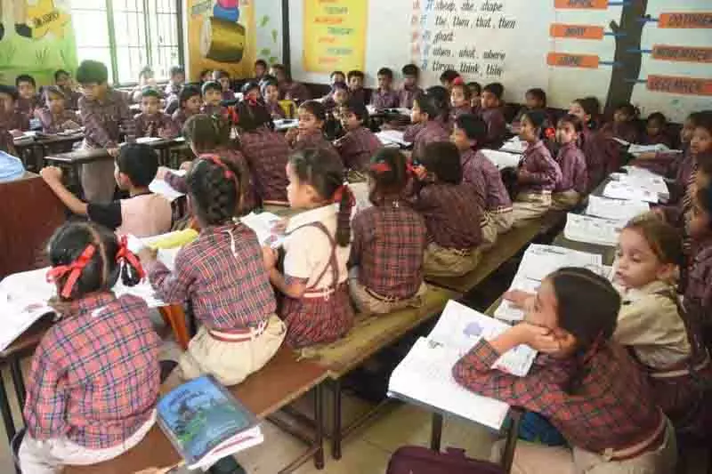 Punjab शिक्षा विभाग ने स्कूलों में गहन सफाई के आदेश दिए Punjab शिक्षा विभाग ने स्कूलों में गहन सफाई के आदेश दिए