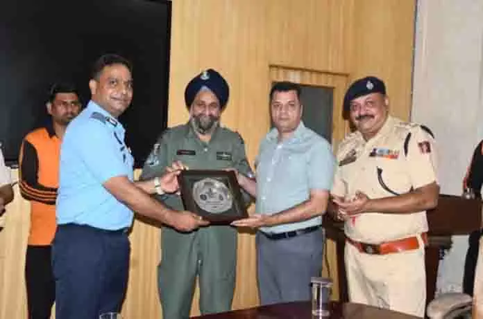 SDRF द्वारा वायु योद्धाओं को आपदा प्रबंधन का प्रशिक्षण दिया गया SDRF द्वारा वायु योद्धाओं को आपदा प्रबंधन का प्रशिक्षण दिया गया