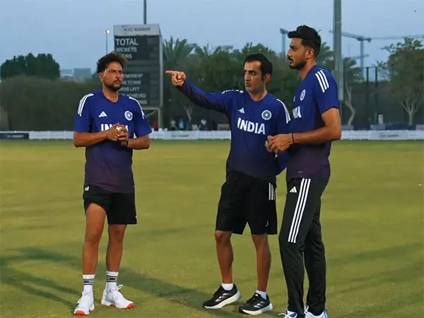 टीम इंडिया दुबई में गहन सत्र के साथ Asia Cup 2025 की तैयारी में जुटी टीम इंडिया दुबई में गहन सत्र के साथ Asia Cup 2025 की तैयारी में जुटी