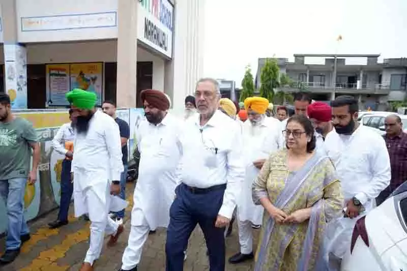 Gurdaspur बाढ़ के बाद की स्थिति से निपटने के लिए तैयार Gurdaspur बाढ़ के बाद की स्थिति से निपटने के लिए तैयार