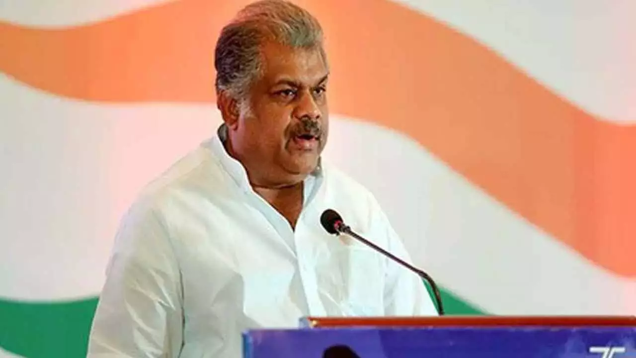 जी.के. वासन ने सांसदों से राधाकृष्णन के पक्ष में वोट का किया आह्वान जी.के. वासन ने सांसदों से राधाकृष्णन के पक्ष में वोट का किया आह्वान