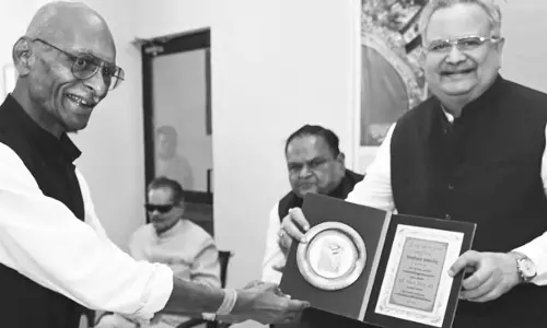 रायपुर के वरिष्ठ पत्रकार आशीष सिंह का निधन, डॉ रमन सिंह ने जताया दुःख