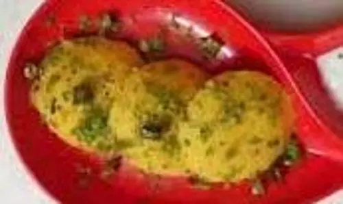 Corn Idli Recipe: नाश्ते में ट्राई करें हल्की कॉर्न इडली, फॉलो करें रेसिपी Corn Idli Recipe: नाश्ते में ट्राई करें हल्की कॉर्न इडली, फॉलो करें रेसिपी