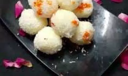 Coconut Chocolate Ladoo Recipe: बिना गैस के बनाएं स्वादिष्ट चॉकलेट नारियल लड्डू Coconut Chocolate Ladoo Recipe: बिना गैस के बनाएं स्वादिष्ट चॉकलेट नारियल लड्डू