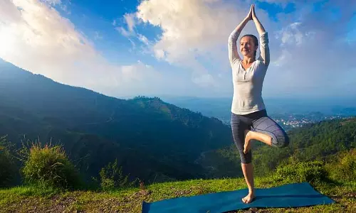 Yoga Tips: शरीर का निचला हिस्सा है भारी तो करें ये योगासन, शरीर के निचले हिस्से से एक्स्ट्रा चर्बी होगी कम Yoga Tips: शरीर का निचला हिस्सा है भारी तो करें ये योगासन, शरीर के निचले हिस्से से एक्स्ट्रा चर्बी होगी कम