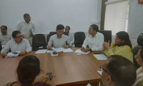 Ajmer: गायत्री राठौड़ ने नसीराबाद में राहत एवं बचाव कार्यों का जायजा लिया Ajmer: गायत्री राठौड़ ने नसीराबाद में राहत एवं बचाव कार्यों का जायजा लिया