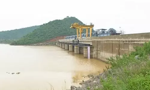 महानदी जल विवाद: Odisha-छत्तीसगढ़ के बीच बातचीत में तेजी, समाधान की ओर कदम महानदी जल विवाद: Odisha-छत्तीसगढ़ के बीच बातचीत में तेजी, समाधान की ओर कदम