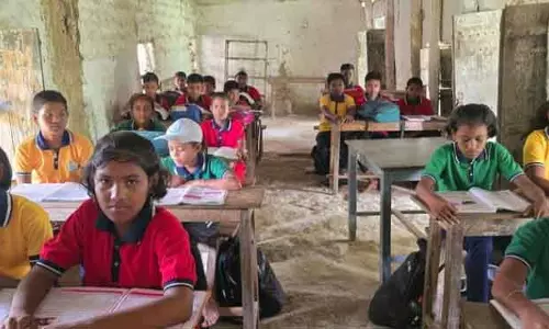 Simulia: 50 छात्र, शून्य शिक्षक: स्कूल ऑटोपायलट मोड पर