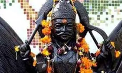 शनि की साढ़े साती और ढैय्या में फर्क, जानें खास उपाय