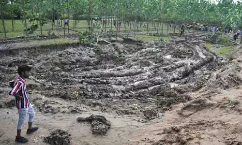 Ludhiana में सतलुज नदी के किनारे खेत पानी में डूबे, किसानों को फसलों के नुकसान का अफसोस