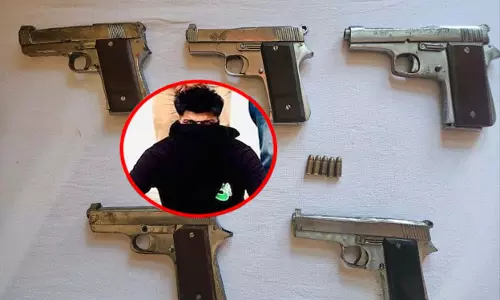 BREAKING: पंजाब पुलिस ने गोल्डी बराड़ के नेटवर्क के सदस्य बलजिंदर उर्फ रैंच को किया गिरफ्तार BREAKING: पंजाब पुलिस ने गोल्डी बराड़ के नेटवर्क के सदस्य बलजिंदर उर्फ रैंच को किया गिरफ्तार