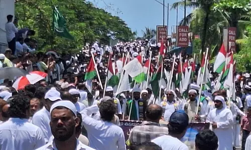 Kerala : ईद-ए-मिलाद की रैलियों से कन्हानगढ़ शहर जाम पुलिस ने मस्जिद समिति के 200 सदस्यों पर मामला दर्ज