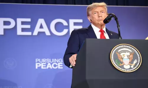 Trump ने सोने, टंगस्टन और यूरेनियम को वैश्विक टैरिफ से छूट दी Trump ने सोने, टंगस्टन और यूरेनियम को वैश्विक टैरिफ से छूट दी