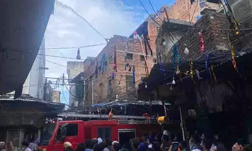 Tarn Taran में हथकरघा गोदाम में आग लगने से एक करोड़ रुपये से अधिक का नुकसान