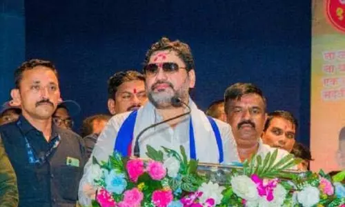 अगर बीड में पुलिस हमारा सरनेम इस्तेमाल नहीं कर सकती..., Dhananjay Munde ने जताया खेद अगर बीड में पुलिस हमारा सरनेम इस्तेमाल नहीं कर सकती..., Dhananjay Munde ने जताया खेद