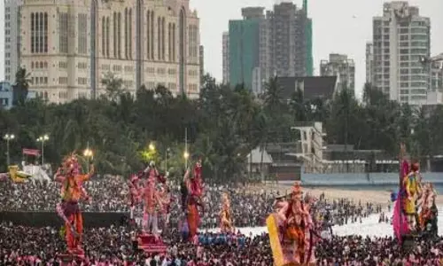 गणेश विसर्जन के दौरान बिजली का झटका लगने से हादसा गणेश विसर्जन के दौरान बिजली का झटका लगने से हादसा