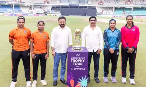 ICC महिला वनडे विश्व कप ट्रॉफी का विशाखापत्तनम में भव्य स्वागत