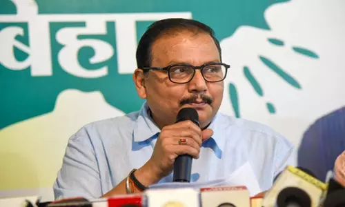 बीड़ी विवाद पर राजद सांसद मनोज झा ने कहा- भाजपा दे रही है बेवजह तूल