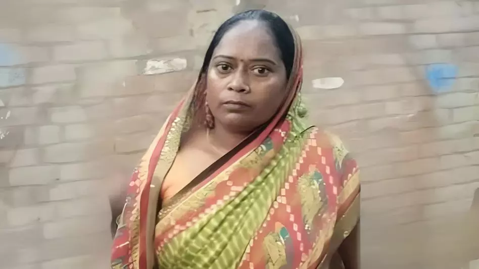 मगरमच्छ को देखकर महिला की भूत उतर गई, जा रही थी सुसाइड करने मगरमच्छ को देखकर महिला की भूत उतर गई, जा रही थी सुसाइड करने