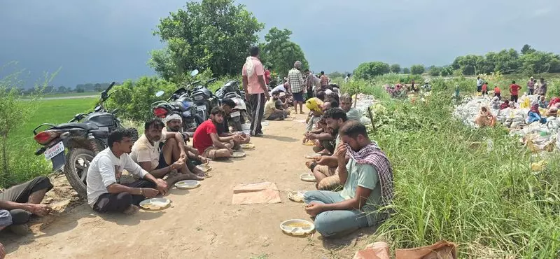 घग्गर नदी के कारण Sirsa के 12 गांवों की 7 हजार एकड़ फसल जलमग्न घग्गर नदी के कारण Sirsa के 12 गांवों की 7 हजार एकड़ फसल जलमग्न