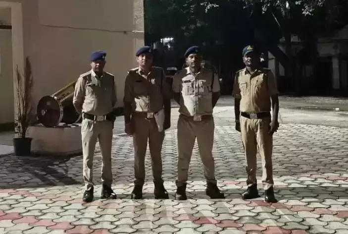 Rajgarh: राजगढ़ पुलिस ने चार बच्चों को दस्तयाब किया Rajgarh: राजगढ़ पुलिस ने चार बच्चों को दस्तयाब किया